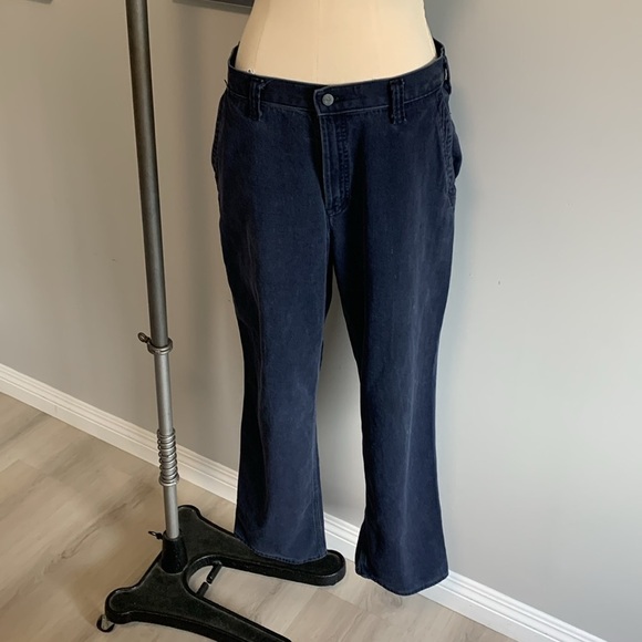 Carhartt Flame Resistant Trousers - Picture 5 of 9